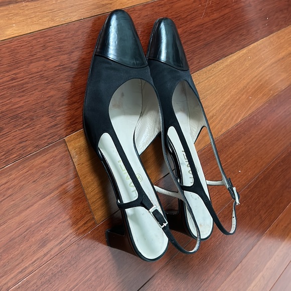 Chanel Black Slingbacks 38 AUTHENTIC - Picture 2 of 4